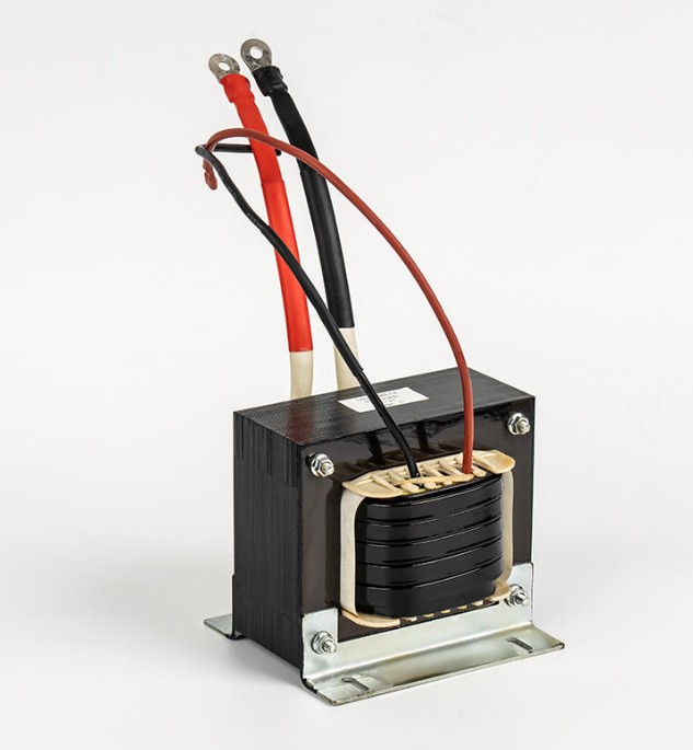 একটি বৈদ্যুতিন সংকেতের মেরু বদল ট্রান্সফরমারের মূল স্যাচুরেশন কোন ঘটনা ঘটায়?